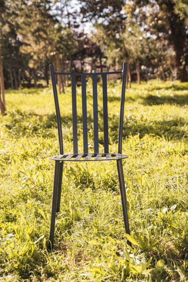 Metal Chair - Round